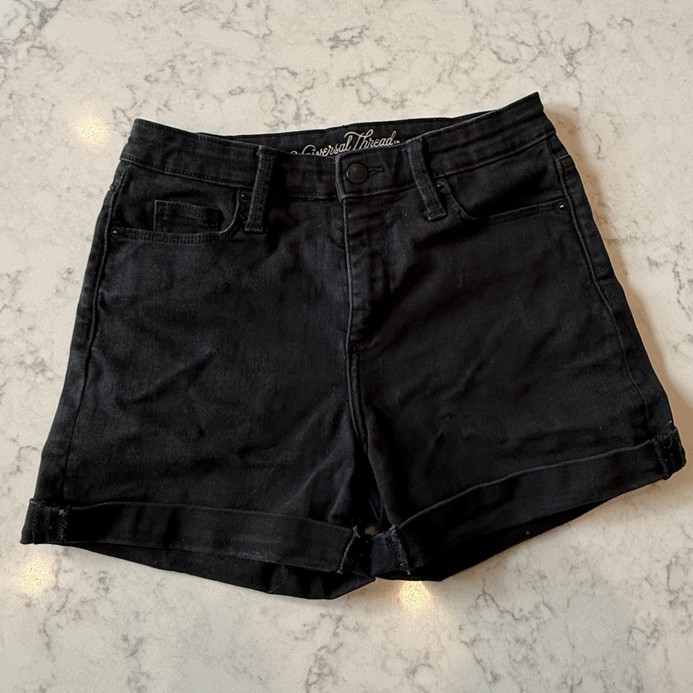 Universal Thread Black Denim Shorts • High Rise Midi • Folded Hem • Womens 4/27